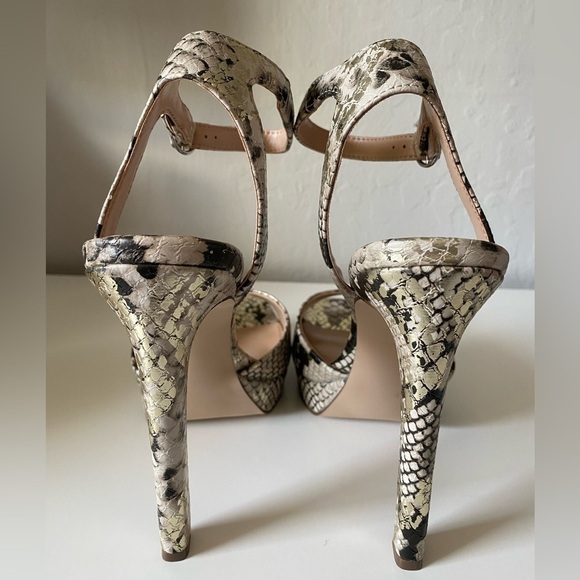 Nwot Steven Madden Luv Gold Snake Heels Size 9M - Picture 3 of 6